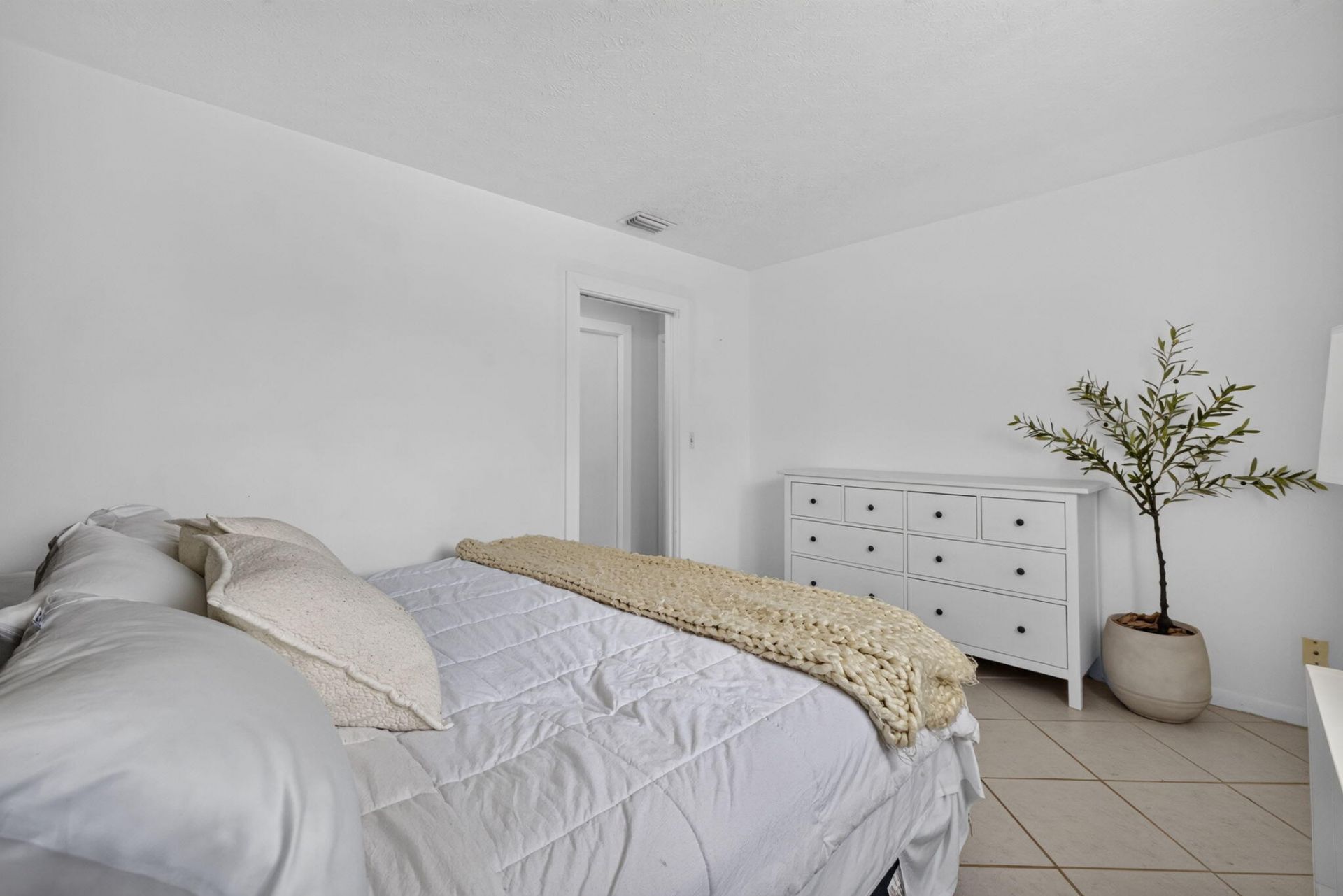 2409 NW Everglades Boulevard, Stuart, FL 34994 Photo
