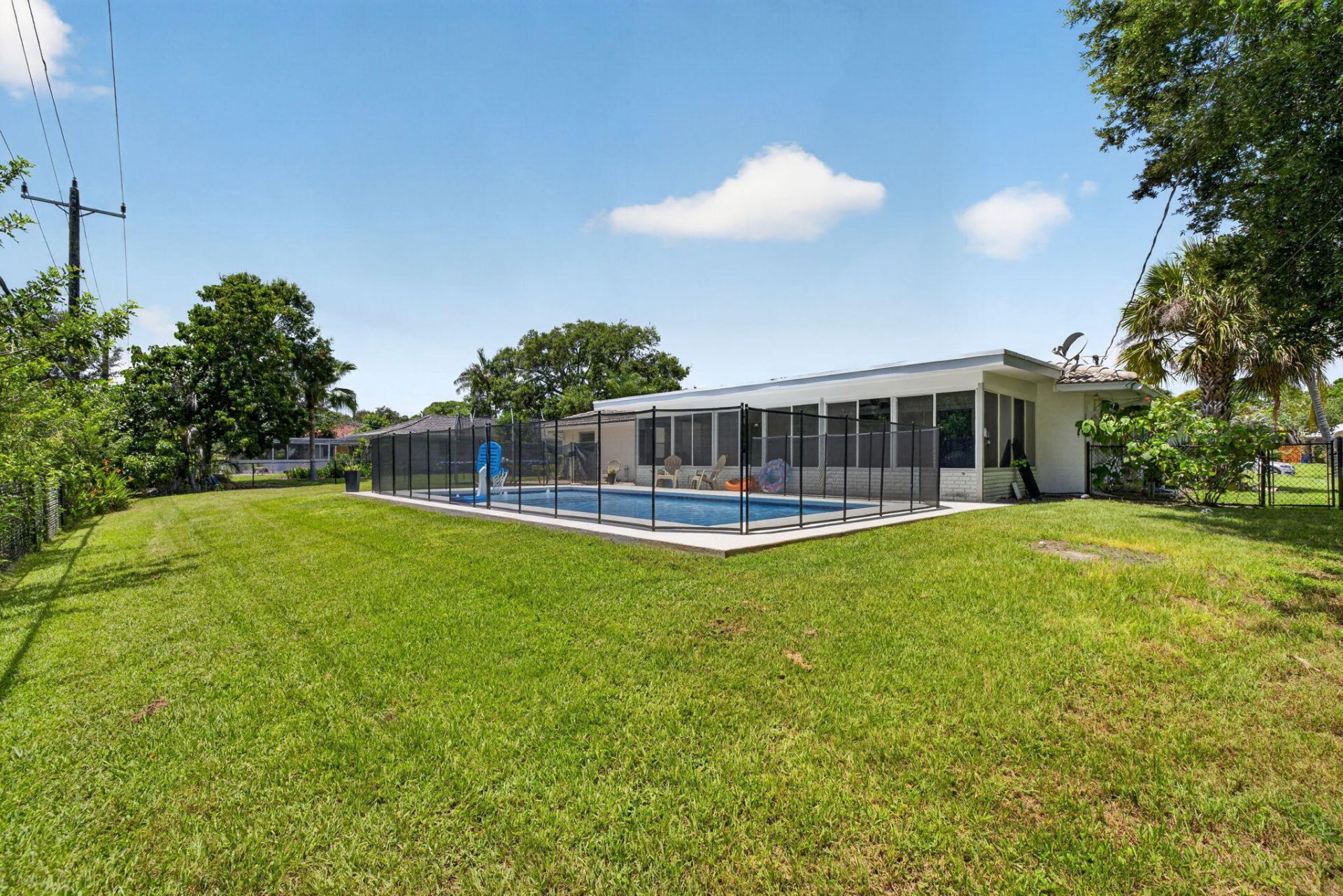 2409 NW Everglades Boulevard, Stuart, FL 34994 Photo