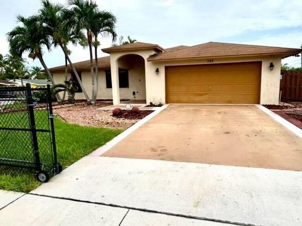 785 SW 4TH Street, Delray Beach, FL 33444