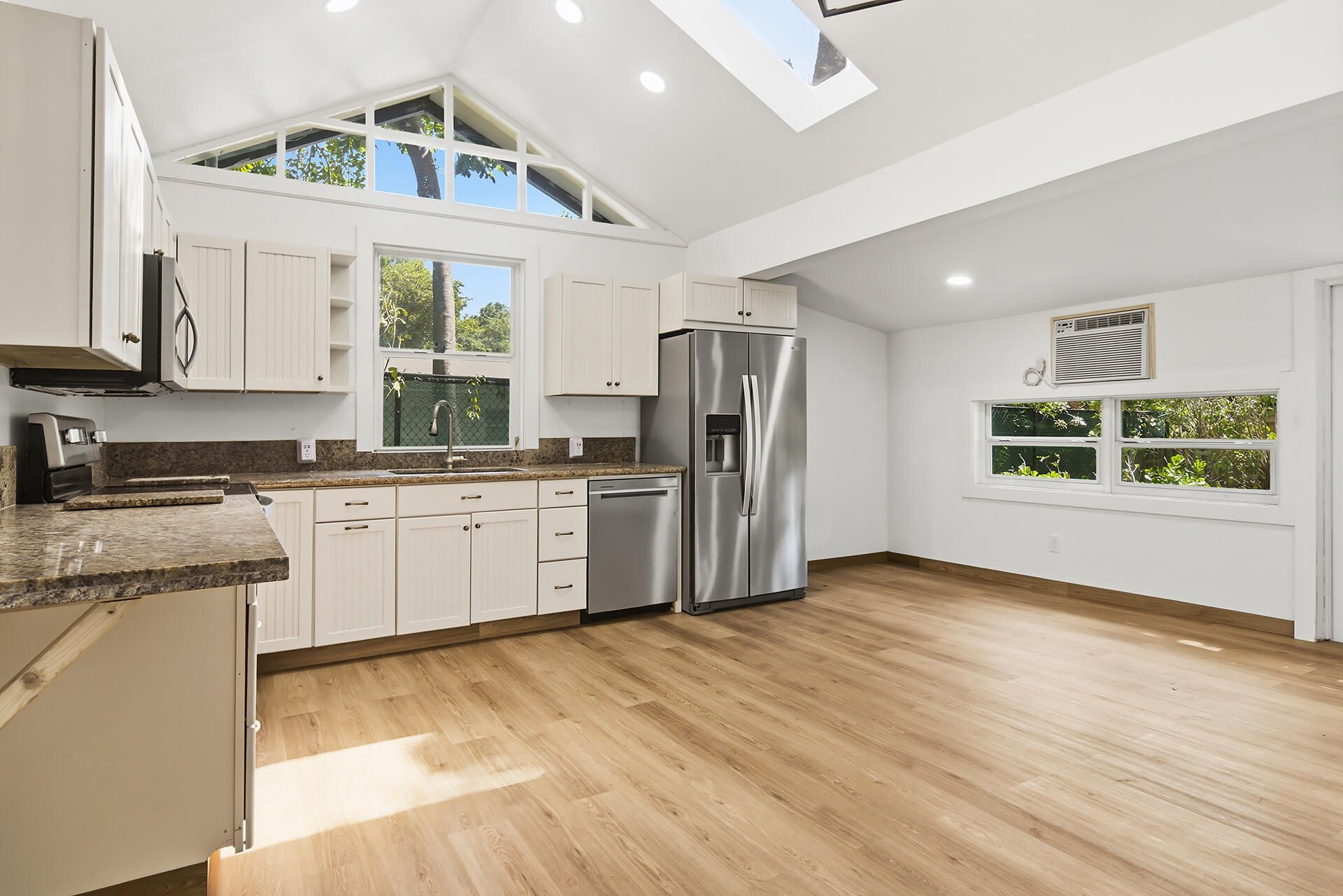515 46th Street, West Palm Beach, FL 33407 Photo