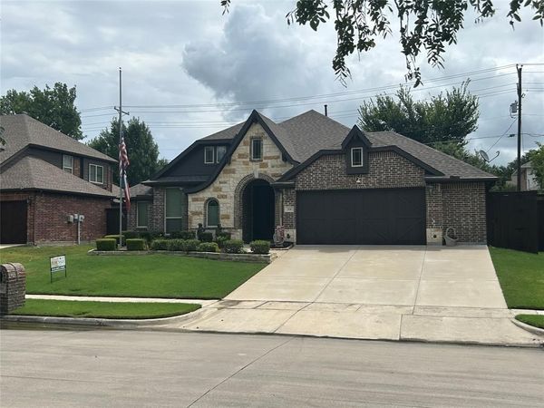 114 Lyndhurst Drive, Wylie, TX 75098