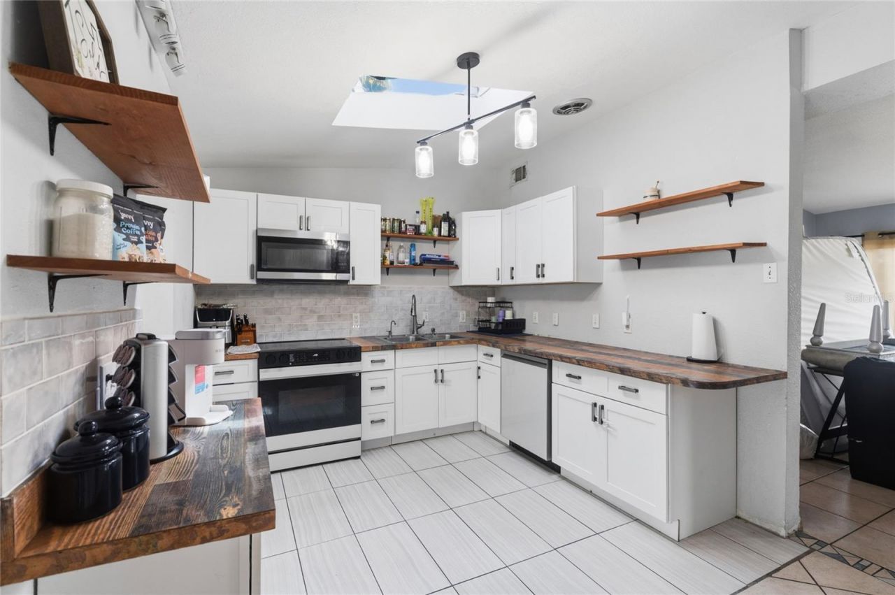 1307 Baltimore Drive, Orlando, FL 32810 Photo