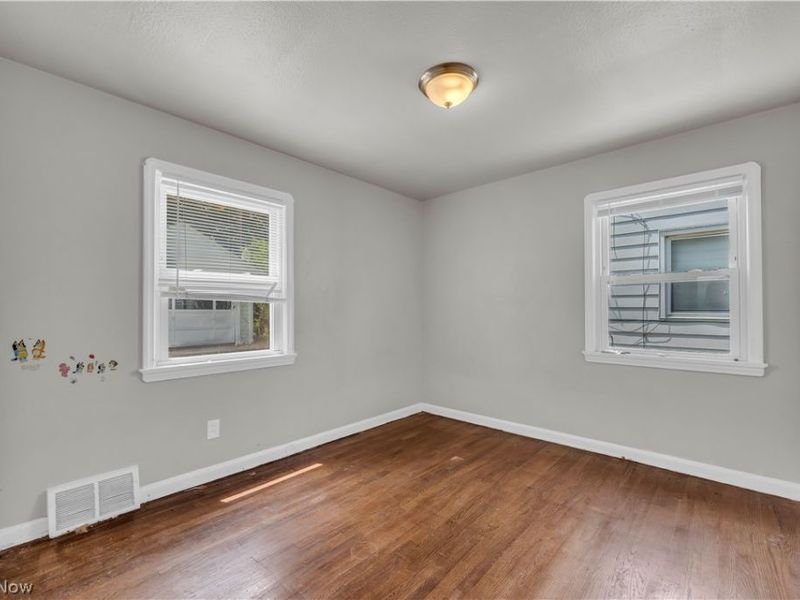 15902 Maplewood Avenue, Maple Heights, OH 44137 Photo 14