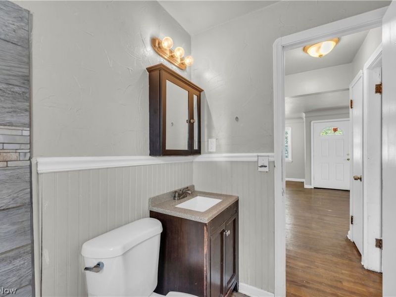 15902 Maplewood Avenue, Maple Heights, OH 44137 Photo 17
