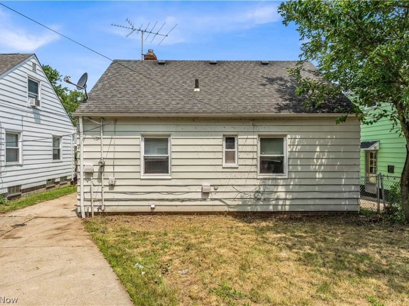 15902 Maplewood Avenue, Maple Heights, OH 44137 Photo 25