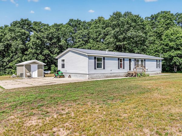 11703 Nichols Road, Holton, MI 49425