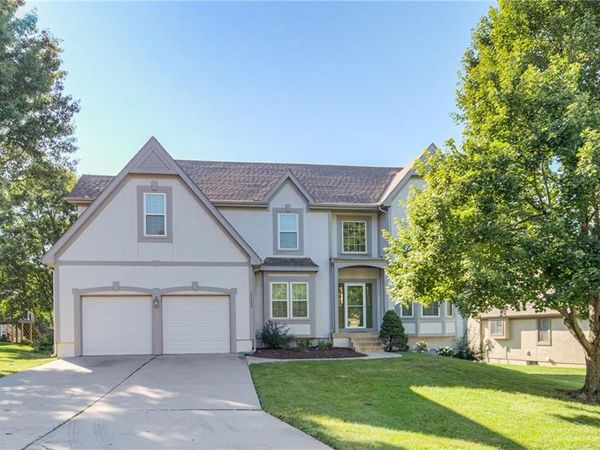 12425 Beverly Street, Overland Park, KS 66209