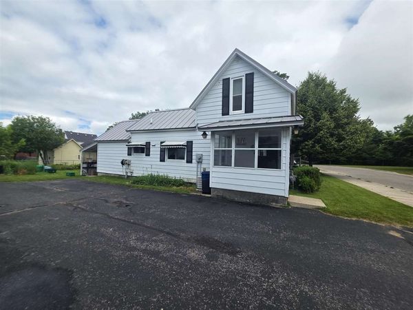 306 Ione Street, Petoskey, MI 49770