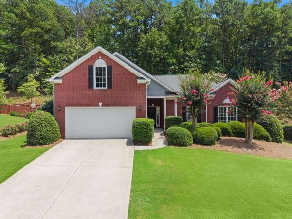 1011 Blankets Creek Drive , Canton, GA 30114