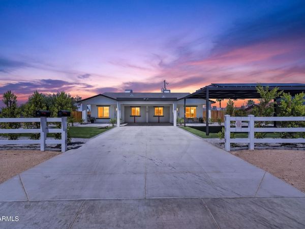 1724 S 1ST Street, Phoenix, AZ 85004