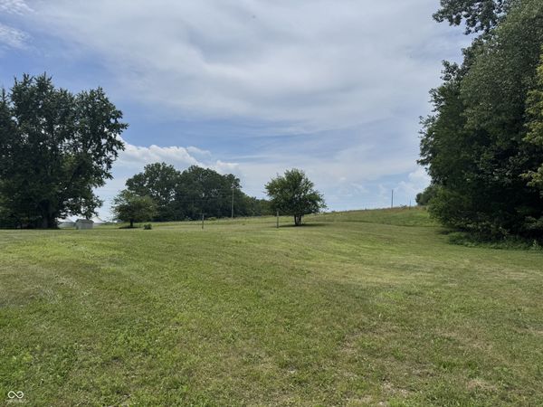 794 S Kingman, Veedersburg, IN 47987