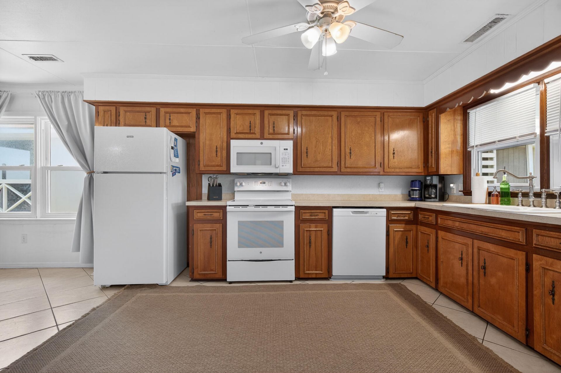 760 Springs Avenue Photo 28