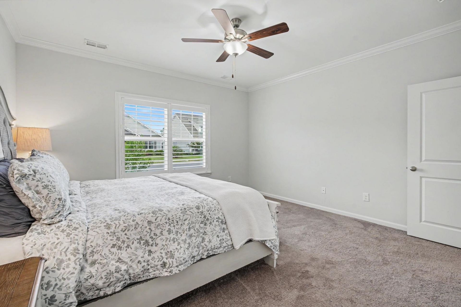 3127 Viceroy Loop  Photo 4