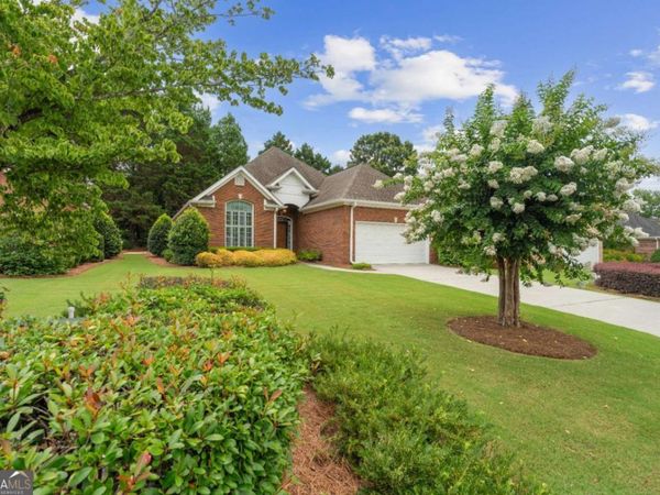 112 Bristol Place SE, Calhoun, GA 30701