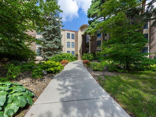 8549 Irwin Road , Unit 328, Bloomington, MN 55437