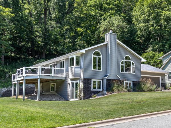 395 Pleasant Hill Drive, Winona, MN 55987