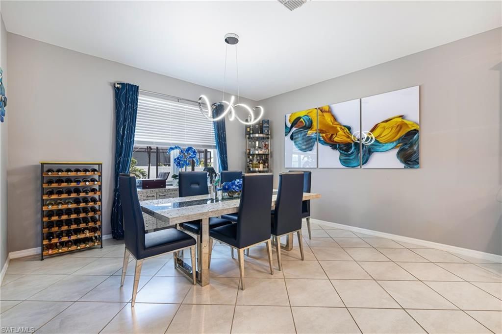 1262 N Gator Cir, Cape Coral, FL 33909 Photo