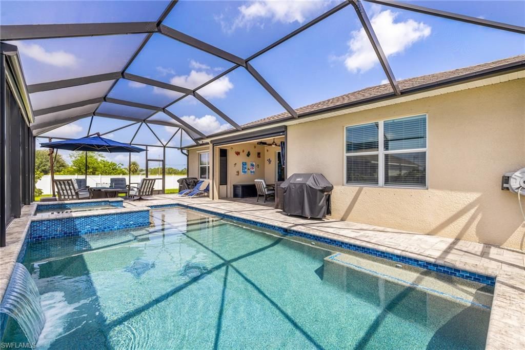 1262 N Gator Cir, Cape Coral, FL 33909 Photo