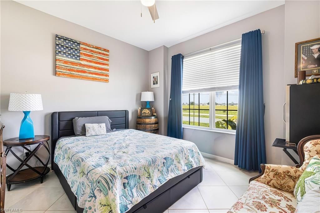 1262 N Gator Cir, Cape Coral, FL 33909 Photo