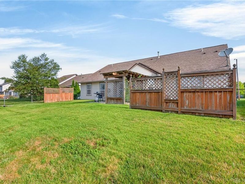 1034 Meadowrun Road, Englewood, OH 45322 Photo 41