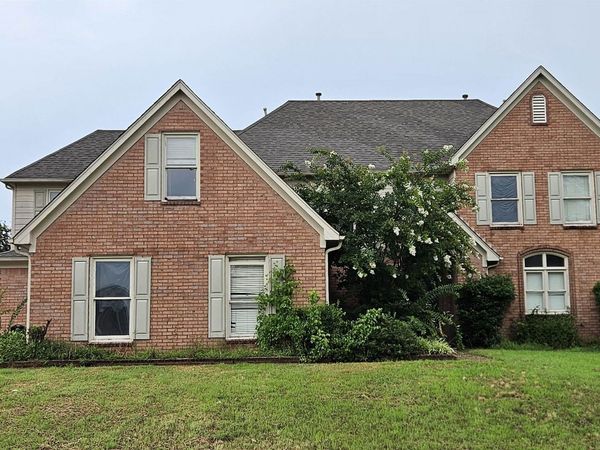 1978 OAK SPRINGS DR, Memphis, TN 38016