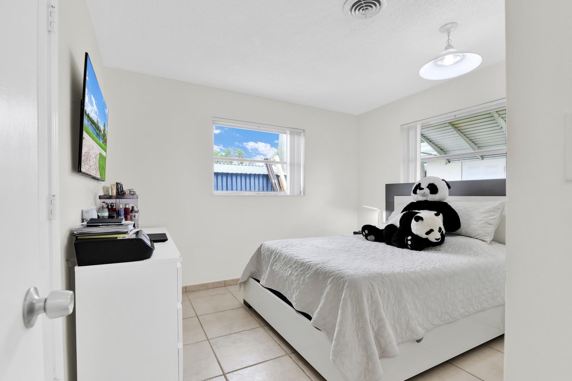 1869 NW 46th Street, Tamarac, FL 33309 Photo
