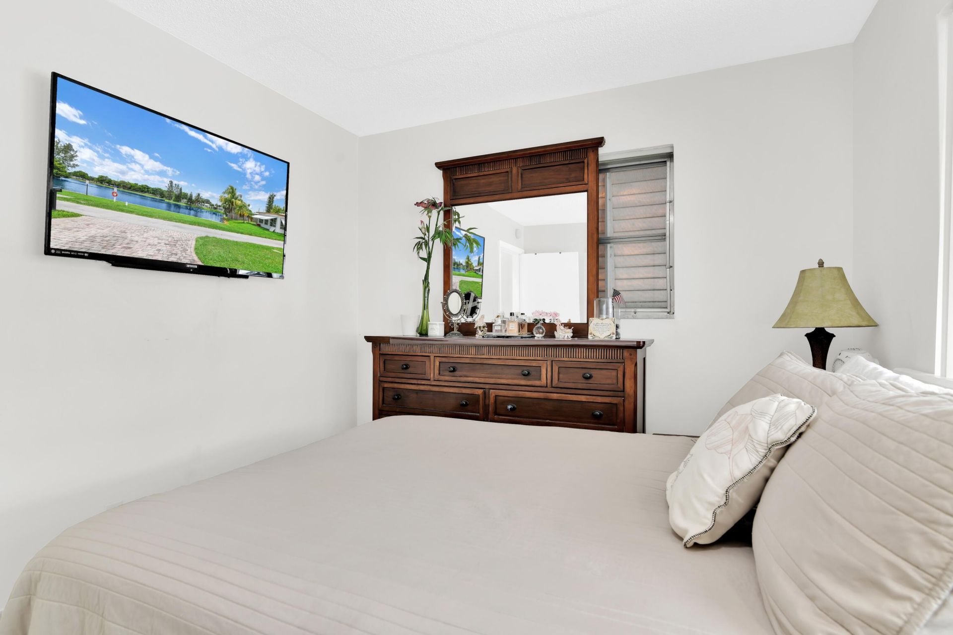 1869 NW 46th Street, Tamarac, FL 33309 Photo