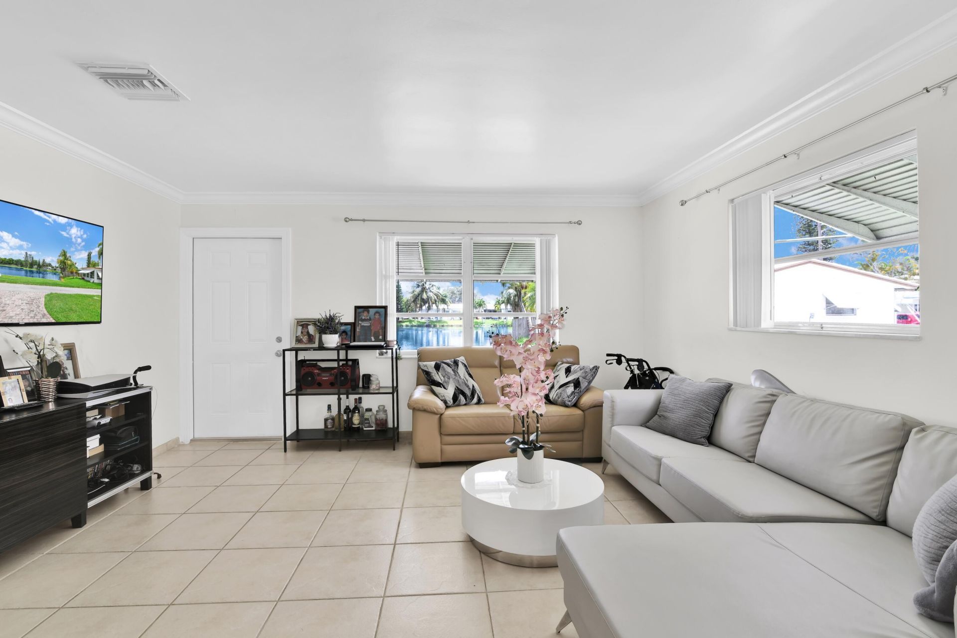 1869 NW 46th Street, Tamarac, FL 33309 Photo