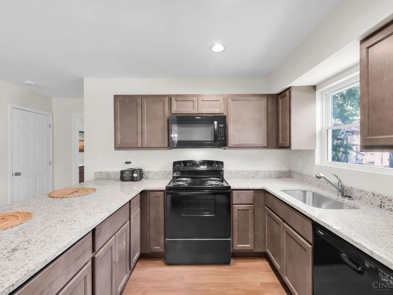 3745 Borden Street, Cincinnati, OH 45223 Photo 13