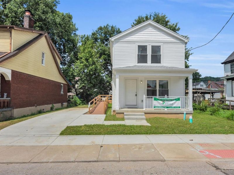 3745 Borden Street, Cincinnati, OH 45223 Photo 2
