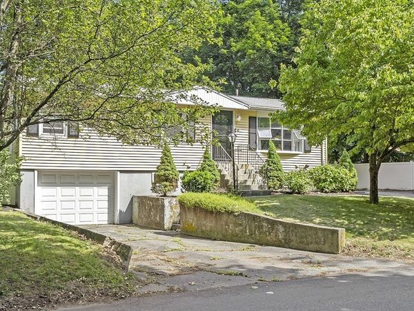 6 Mackin St, Hudson, MA 01749