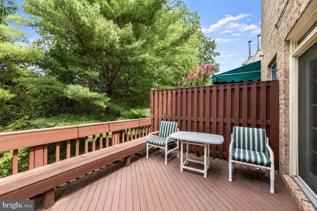 16 HEWETSON COURT, LUTHERVILLE TIMONIUM, MD 21093