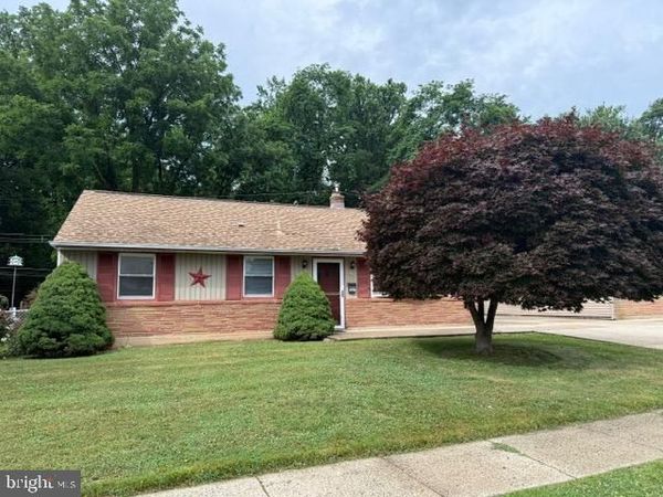 3746 WINDSOR DRIVE , BENSALEM, PA 19020