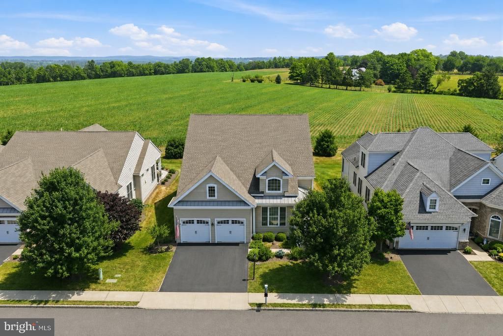 4829 SPENCER DRIVE, SCHWENKSVILLE, PA 19473