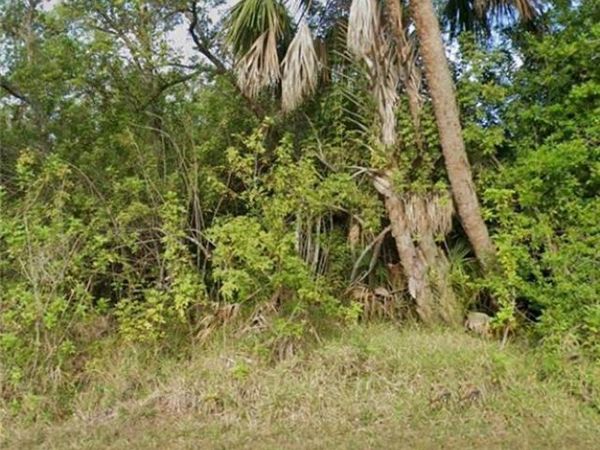 2171 Adirondack LN , PORT CHARLOTTE, FL 33953
