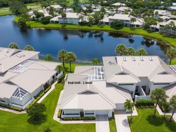 5639 SE Foxcross Place, Stuart, FL 34997