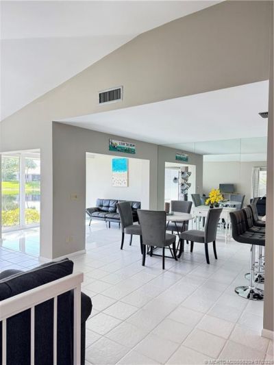 5639 SE Foxcross Place , Stuart, FL 34997 Photo