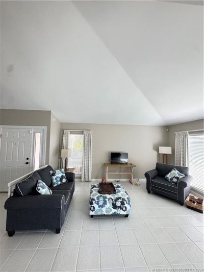 5639 SE Foxcross Place , Stuart, FL 34997 Photo