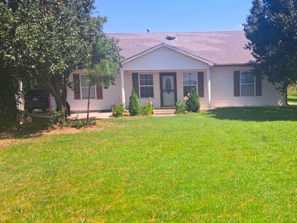 2696 Russellville Road , Quinton, OK 74561