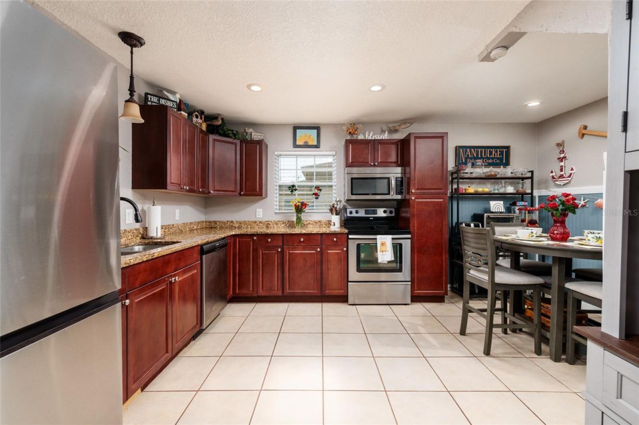 1220 56th Avenue N, Saint Petersburg, FL 33703 Photo