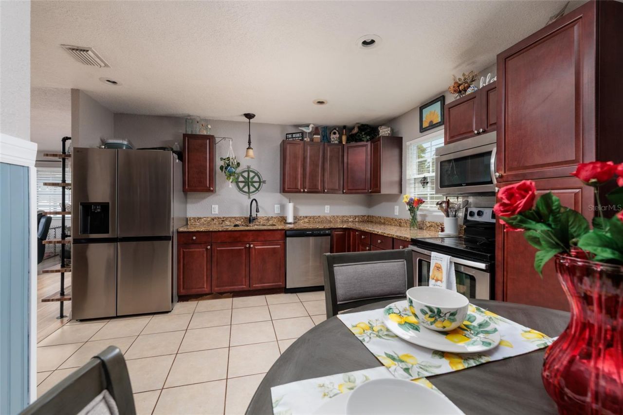 1220 56th Avenue N, Saint Petersburg, FL 33703 Photo