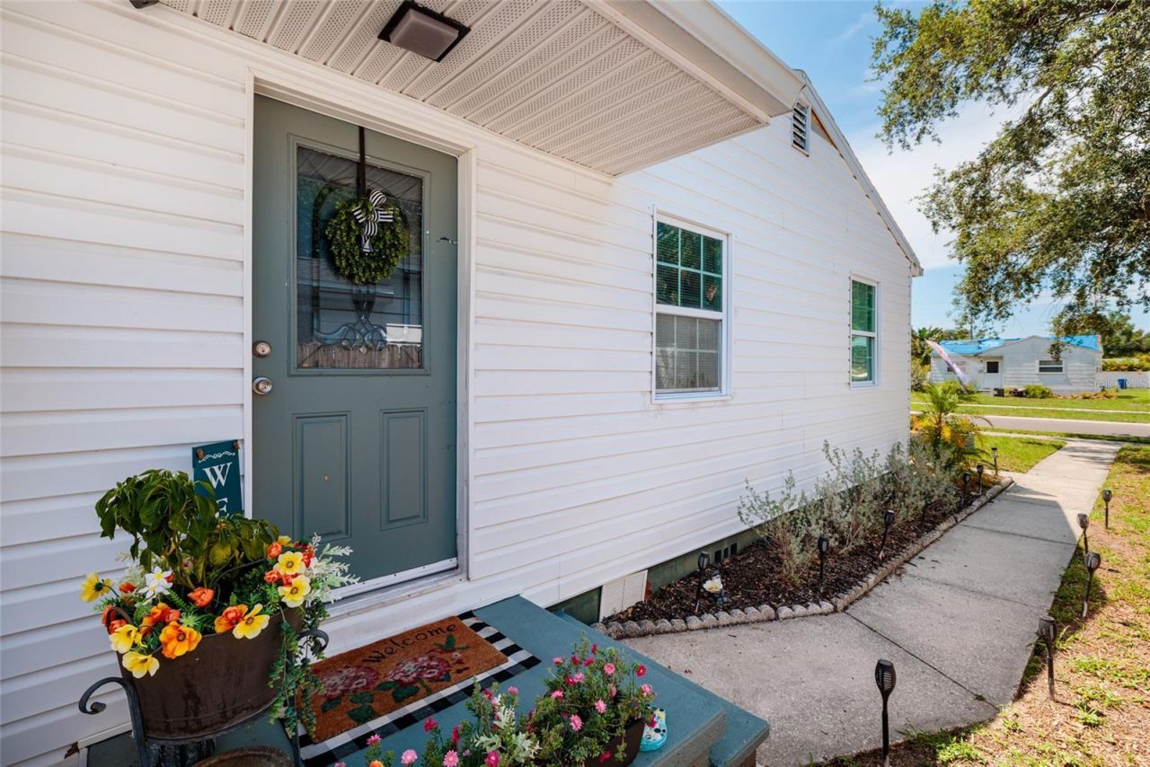 1220 56th Avenue N, Saint Petersburg, FL 33703 Photo