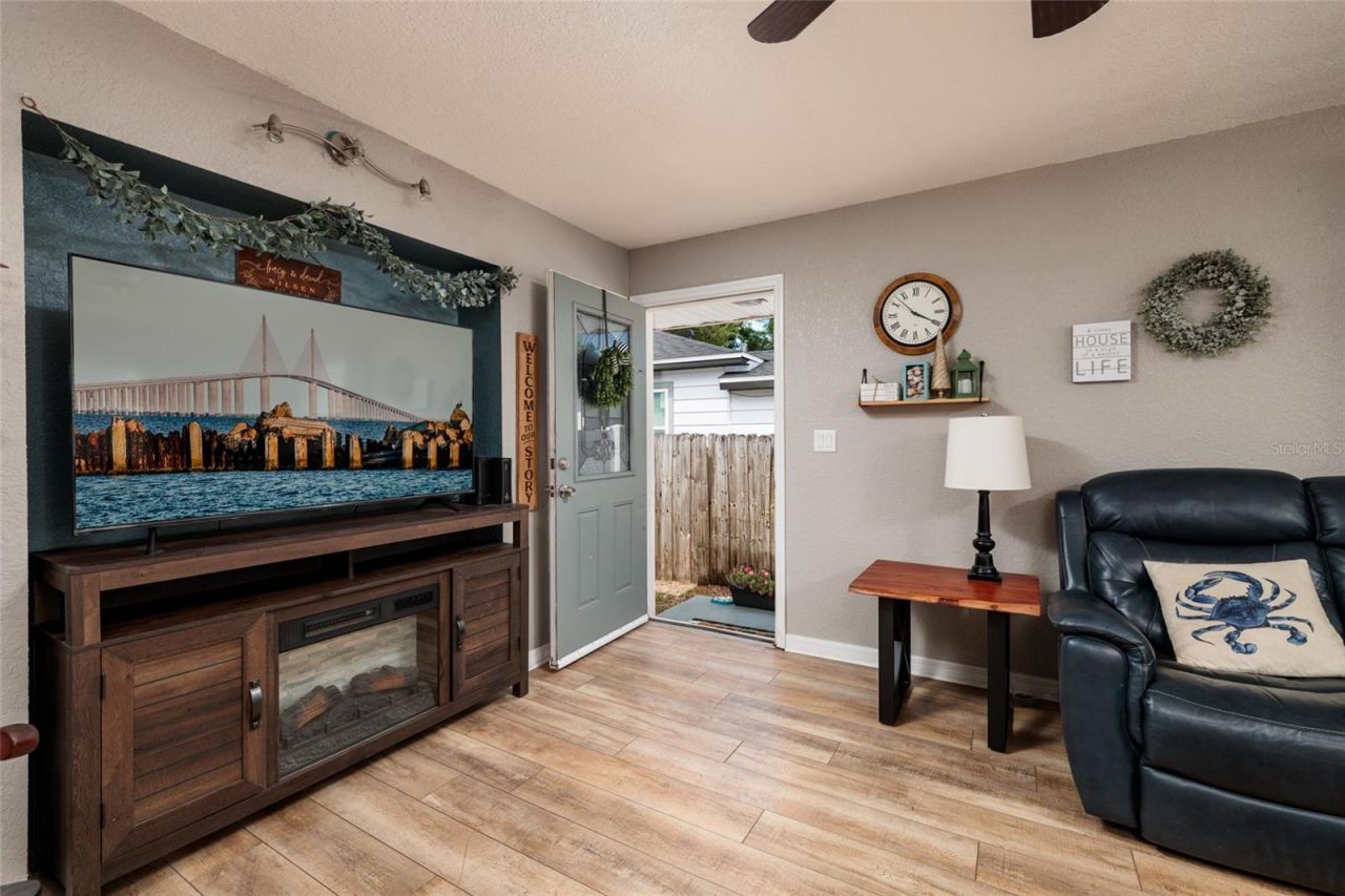 1220 56th Avenue N, Saint Petersburg, FL 33703 Photo