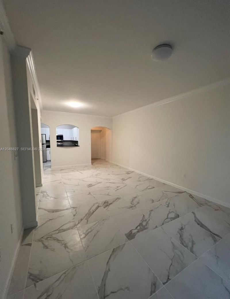 9172 Collins Ave , Unit 214, Surfside, FL 33154 Photo