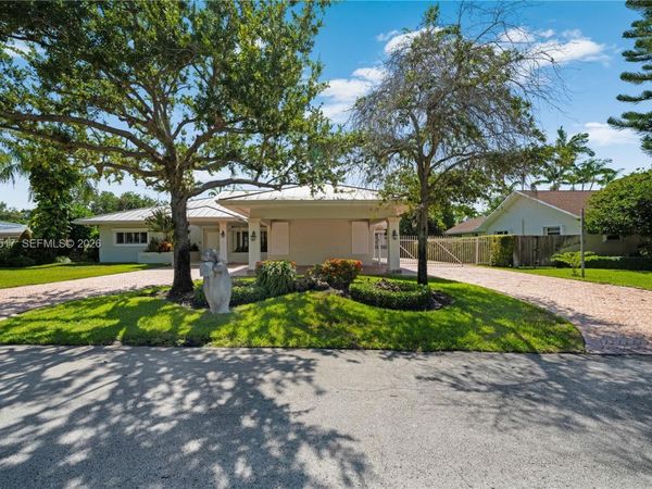 14601 Pompano Dr , Coral Gables, FL 33158