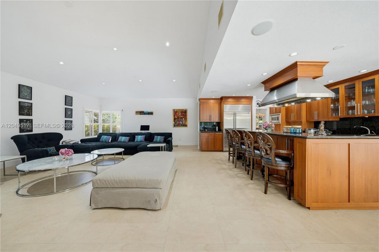 14601 Pompano Dr , Coral Gables, FL 33158 Photo