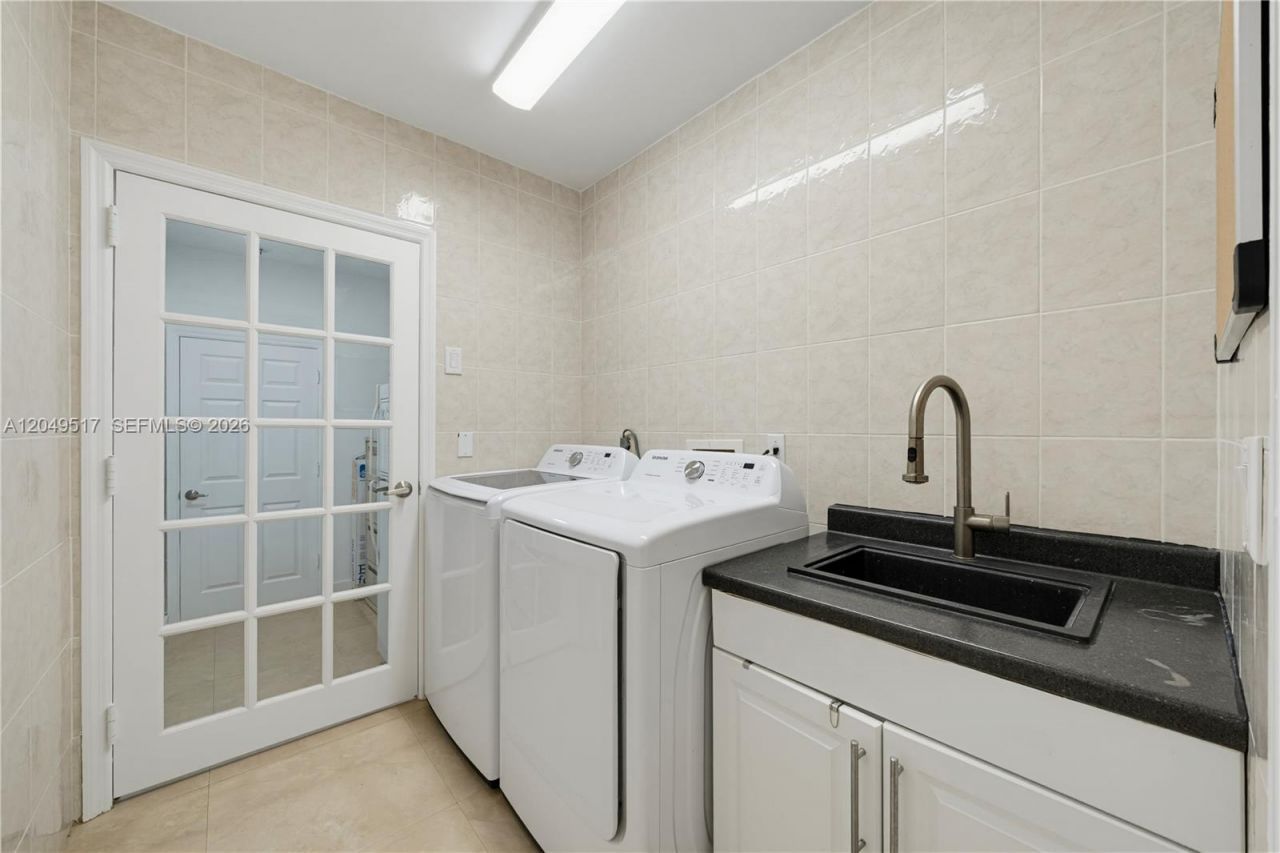14601 Pompano Dr , Coral Gables, FL 33158 Photo