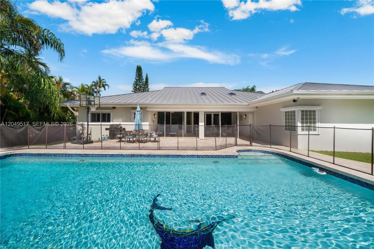 14601 Pompano Dr , Coral Gables, FL 33158 Photo