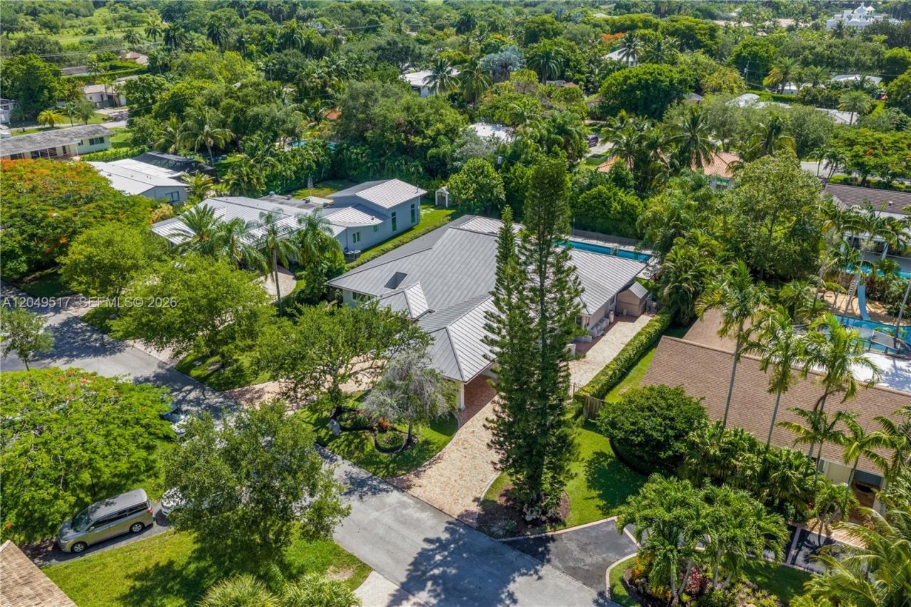 14601 Pompano Dr , Coral Gables, FL 33158 Photo
