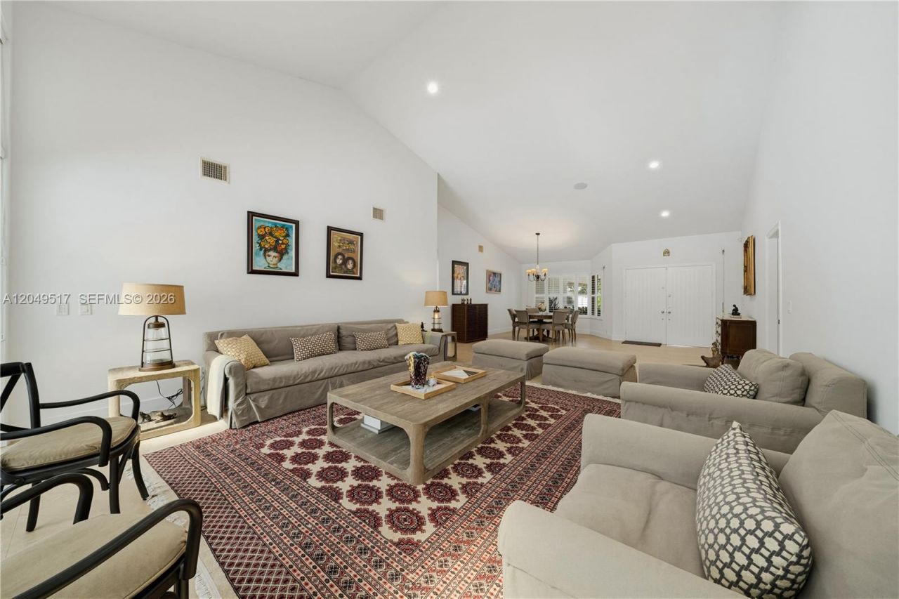 14601 Pompano Dr , Coral Gables, FL 33158 Photo